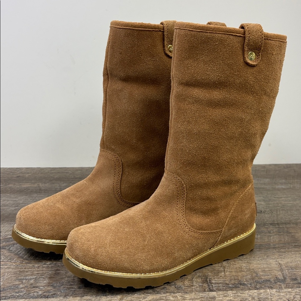 UGG Australia Classic Chestnut Suede Shearling Boots | Size 5